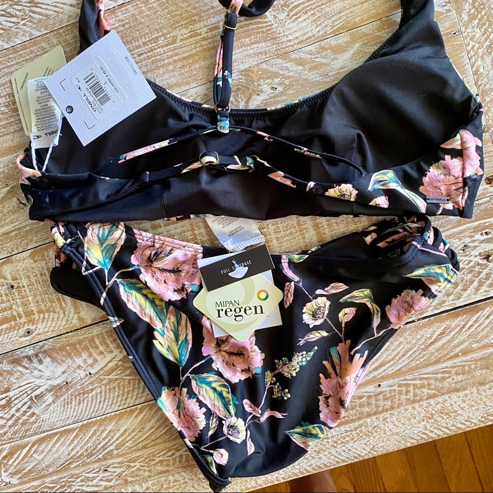 🌸👙 O’Neill bikini bottom 👙🌸 - Picture 10 of 13